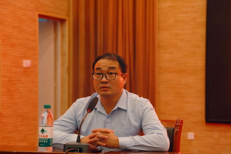 杨力处长.png