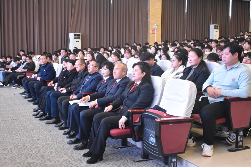 巡回法庭活动.jpg